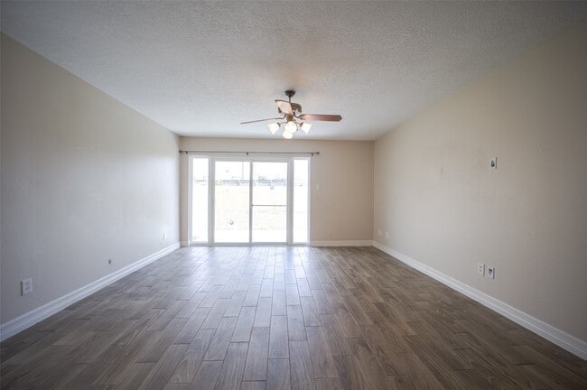 Photo - 18018 Santolina Ln