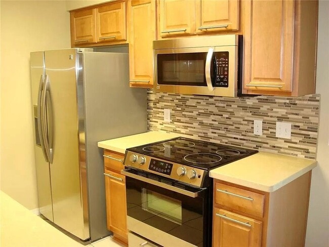 Photo - 106 E 30th St Unit 304