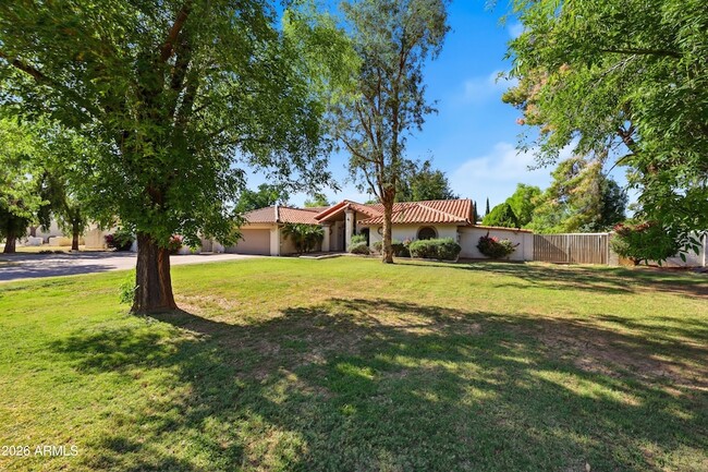 10432 W Avalon Dr