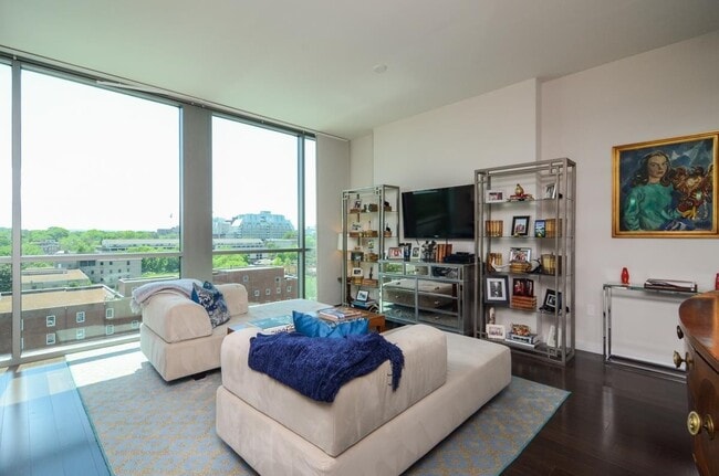 Photo - Spectacular space in Nashville's premier condo high-rise