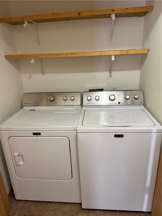 Photo - 1953 S 18th St