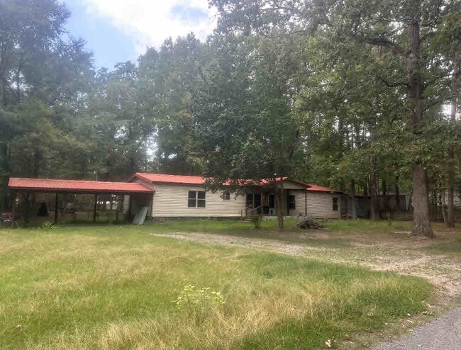 Photo - 163 Poplar Ln House