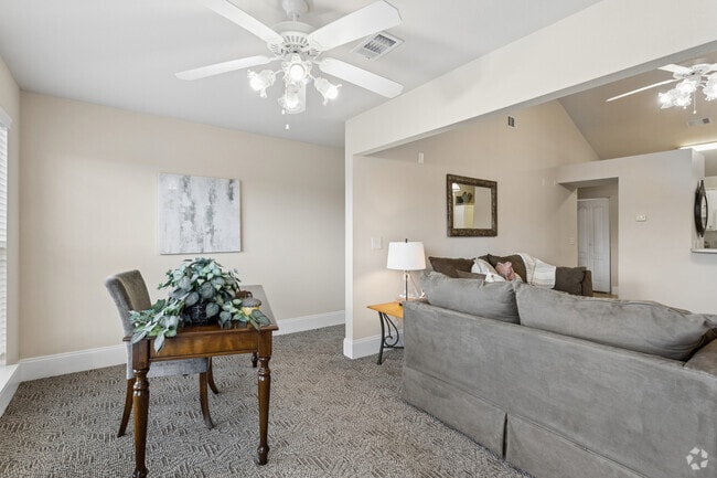 2BR, 2BA - 1,350SF - Living Room