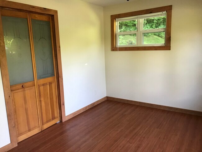 3406 Gregg Hill Rd Unit 2