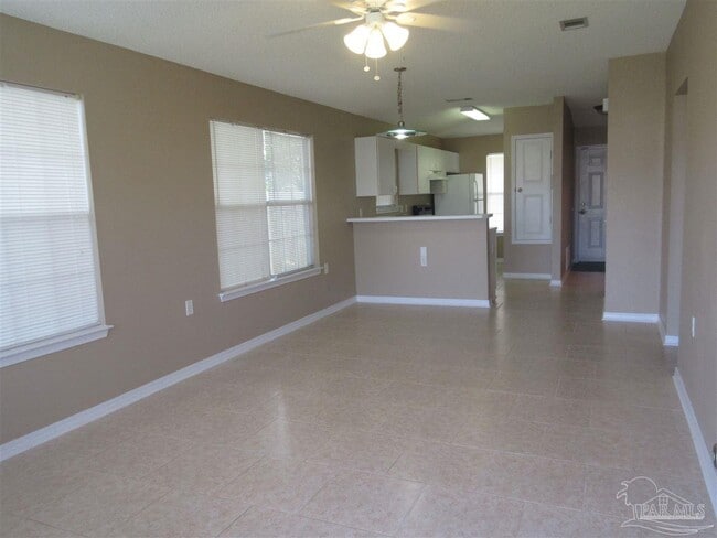 Photo - 301 Loveland Cir