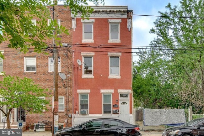 Building Photo - 2027 N 3rd St Rental