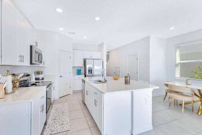 Photo - 3768 Sepia St