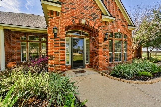 4426 Thaddeus Ct