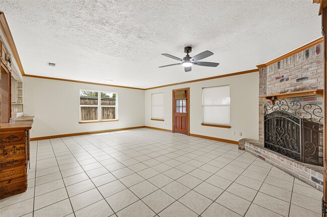Photo - 7742 Whidbey Island Dr