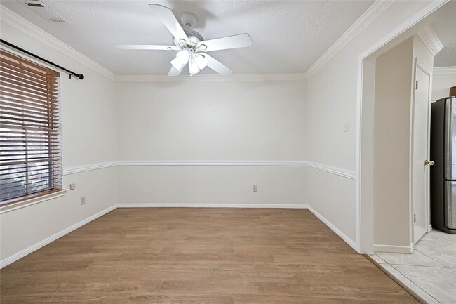 Photo - 2507 Foxden Dr