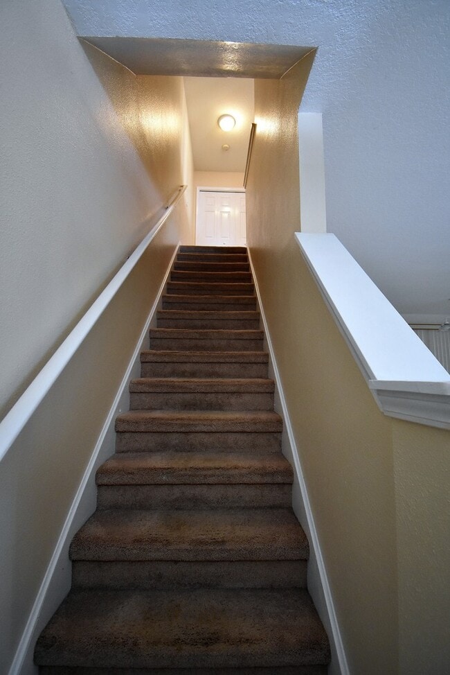 Photo - 2B 1.5B Townhome for Rent in Seffner