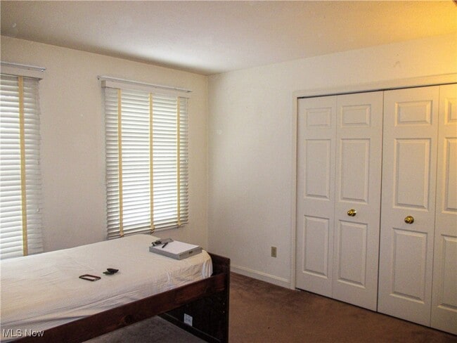 Photo - 1942 E 84th St