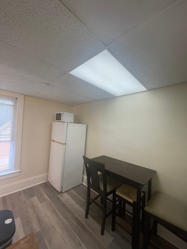 86 Elm St Unit 3
