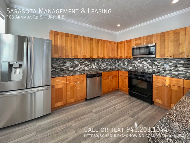 Photo - 408 Armada Rd S Unit # 5