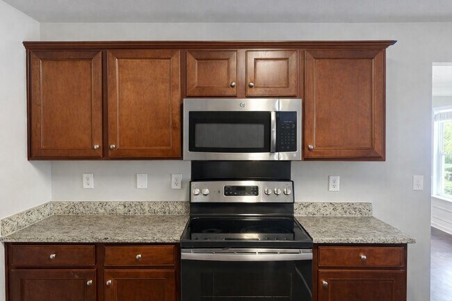 Photo - 10545 Barvas St