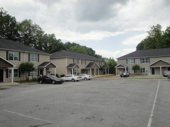 Maple Place Townhomes