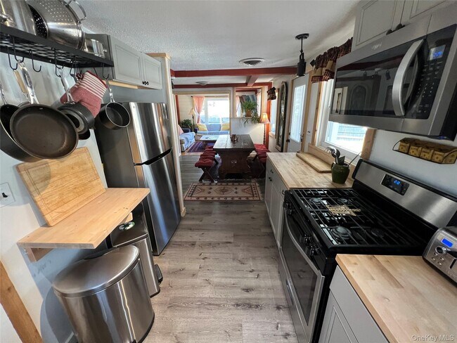 Photo - 149 Jaycox Rd