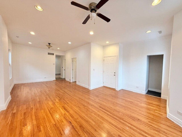 Photo - 4307 W Kamerling Ave Unit 2