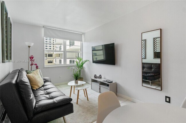 Photo - 100 Lincoln Rd Unit 924