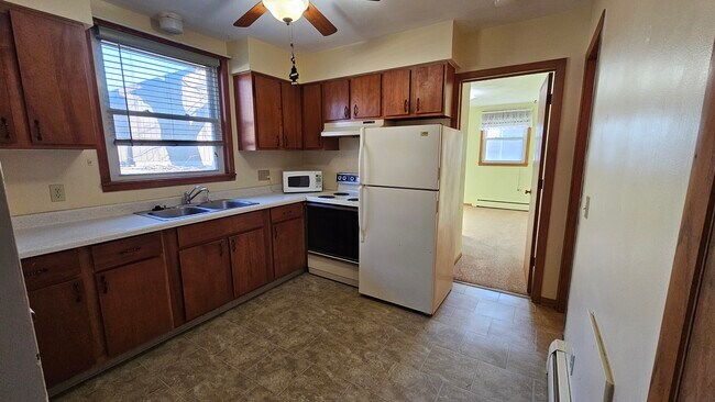 Photo - 1515 N Elm Ave Unit 102