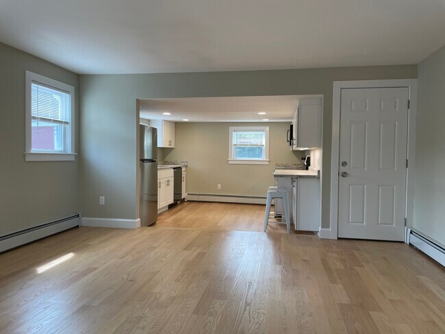 Photo - 206-208 Mammoth Rd