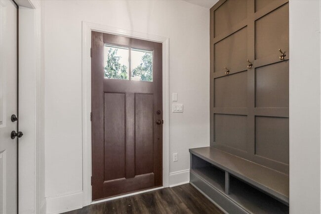 Photo - 2666 Bending Way