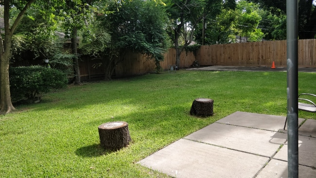 Photo - 9635 Beverly Hill St