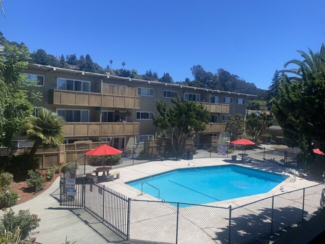 Building Photo - 959 Torrano Ave Unit #959