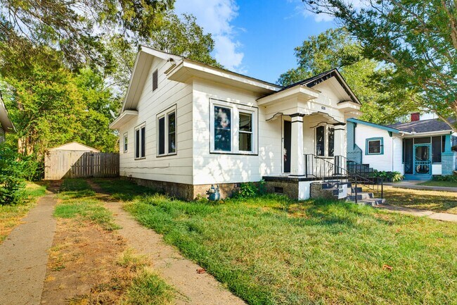 630 Clifton Ct