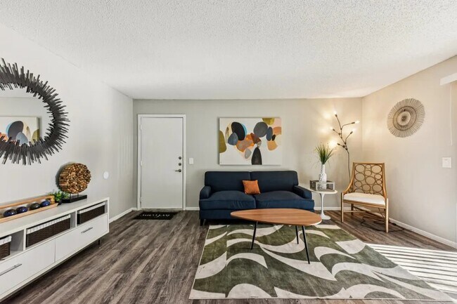 Photo - 2501 Wickersham Ln Unidad 2332