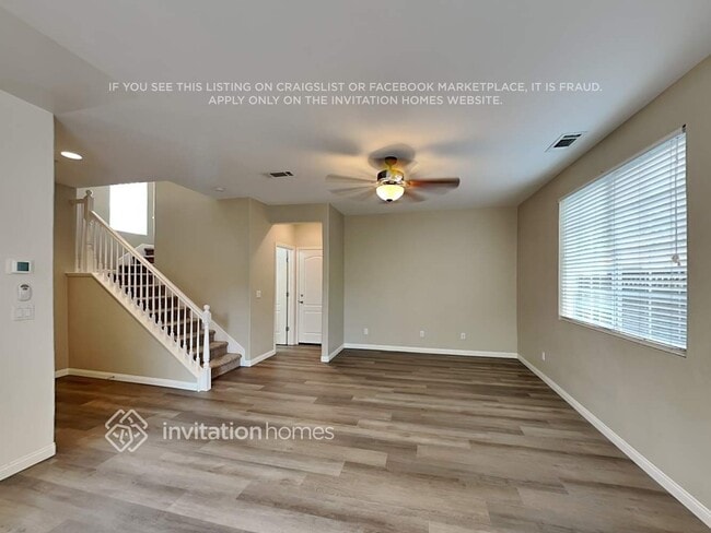 Photo - 815 Equinox Loop