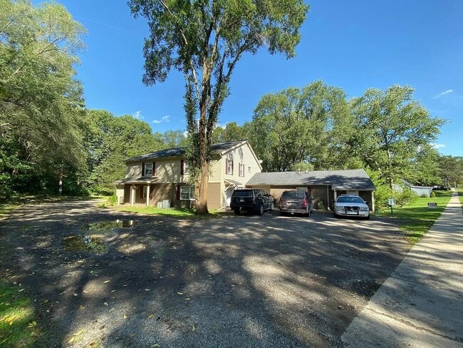 Building Photo - 260 W Unadilla St Unit 5