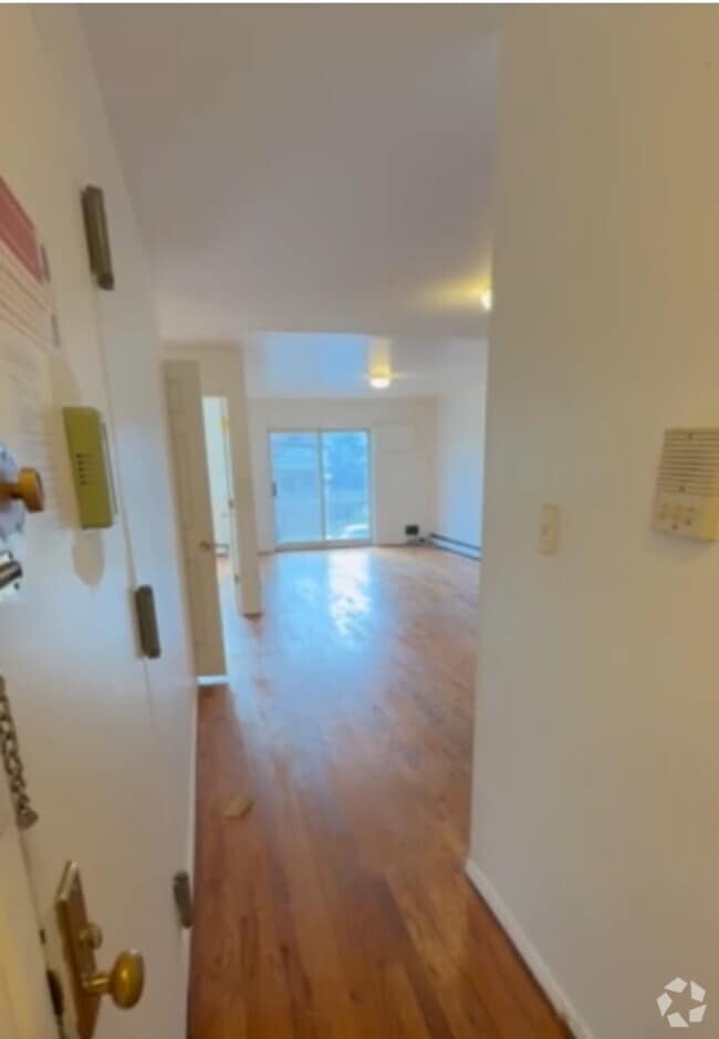 Building Photo - 15533 78th St Unit 2Fl Rental