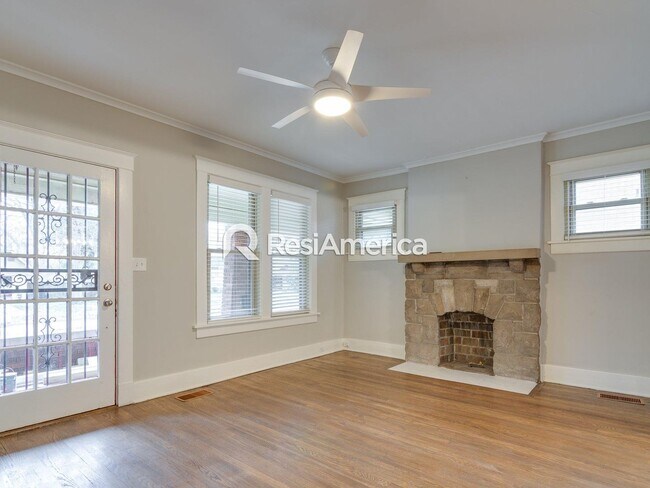 Photo - Gorgeously Renovated 3BR/2B Midtown Beauty!!