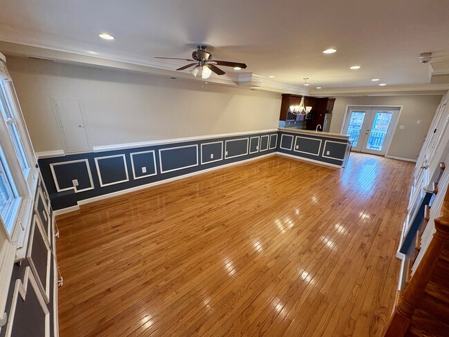 Living Room - 1916 C St NE Unit 1