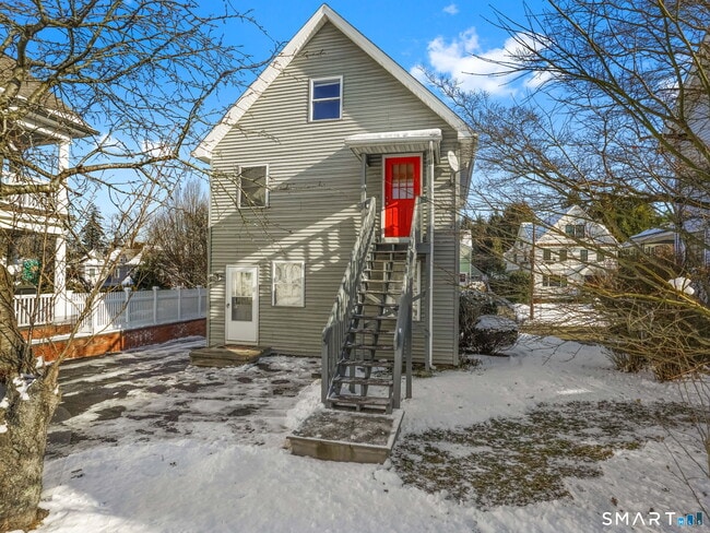 Photo - 28 Orchard Pl Unit 2nd Floor