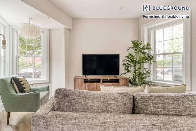 Photo - 1455 W St NW