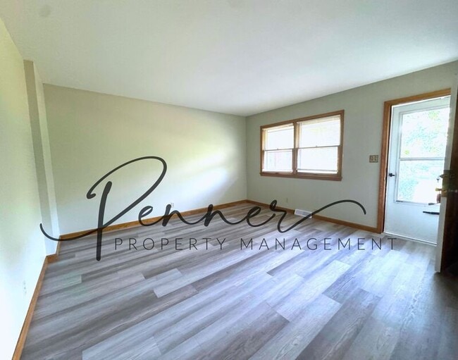 Photo - 10714 E 19th St S
