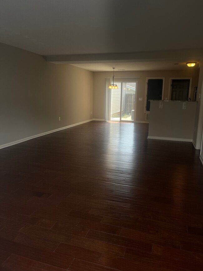 Photo - 115 Gifford Rd