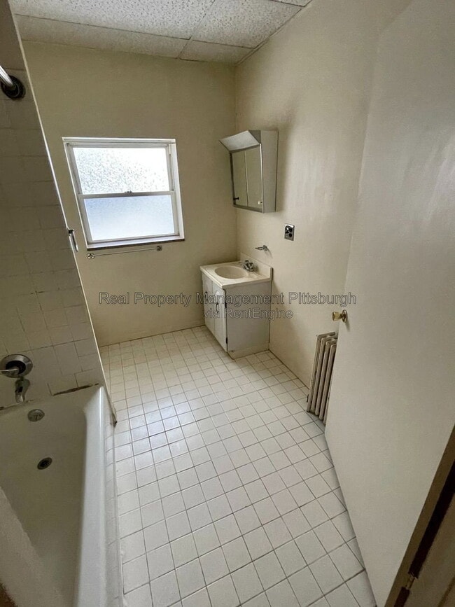 Photo - 437 S Aiken Ave Unit 2a