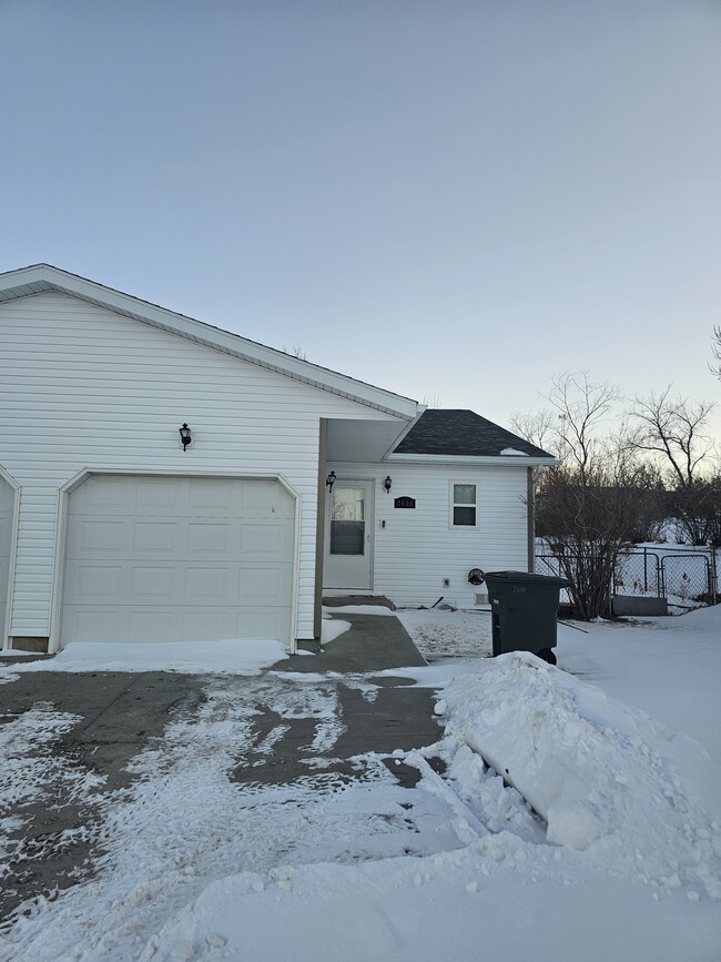 Photo - 2608 Gallery View Dr Townhome