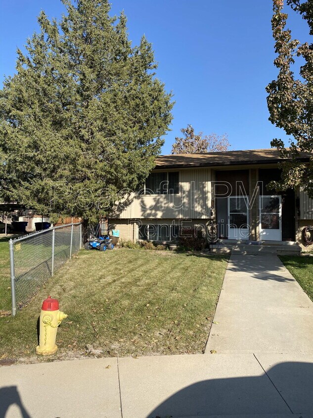 Photo - 1477 E Brooklane Cir