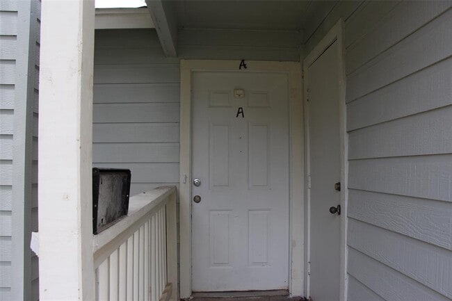 Photo - 9603 Nightjar Dr