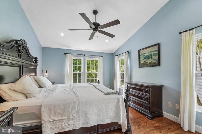 Photo - 18613 Meadowland Terrace