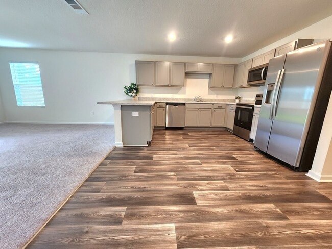 Photo - 7840 Maxton Rd