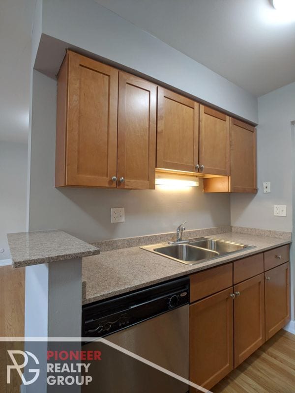 Photo - 525 W Oakdale Ave Unidad 311