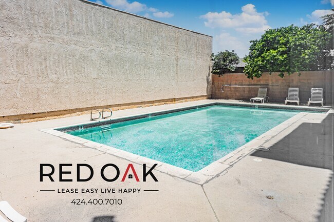Photo - 8614 Woodley Ave Unidad 315