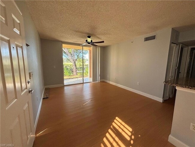 Photo - 1170 Wildwood Lakes Blvd