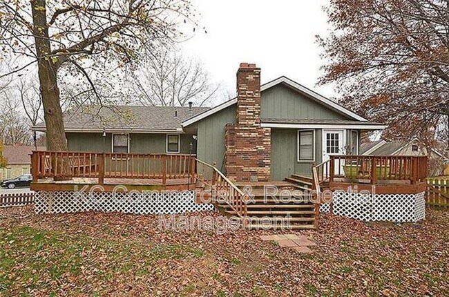 Photo - 1524 NE 99th St