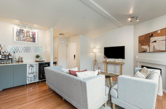 Photo - 15150 140th Way SE Unit U303